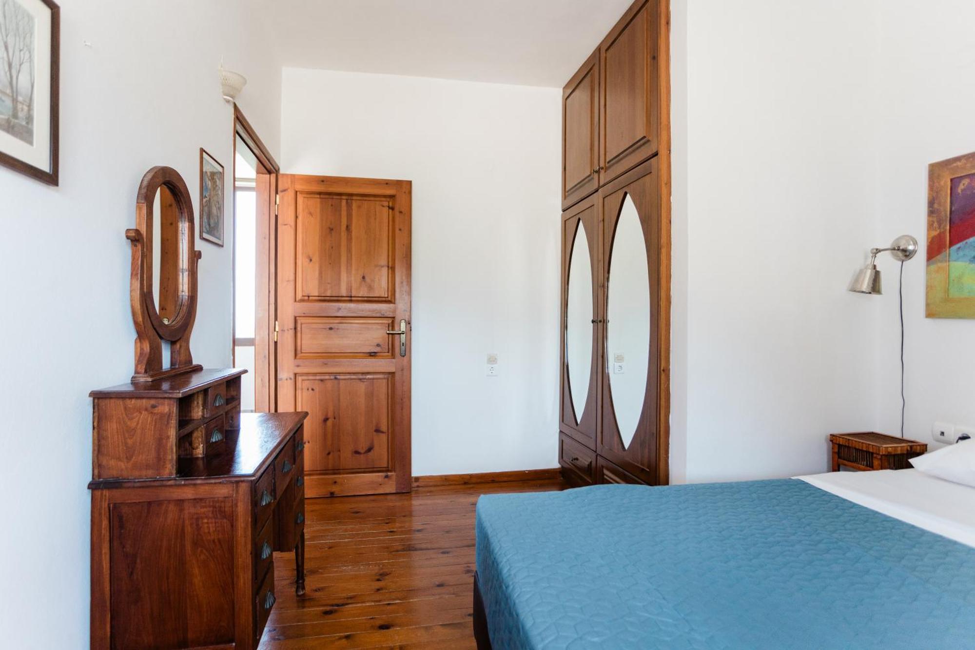 Iliatoras Aparthotel Agia Pelagia  Ngoại thất bức ảnh