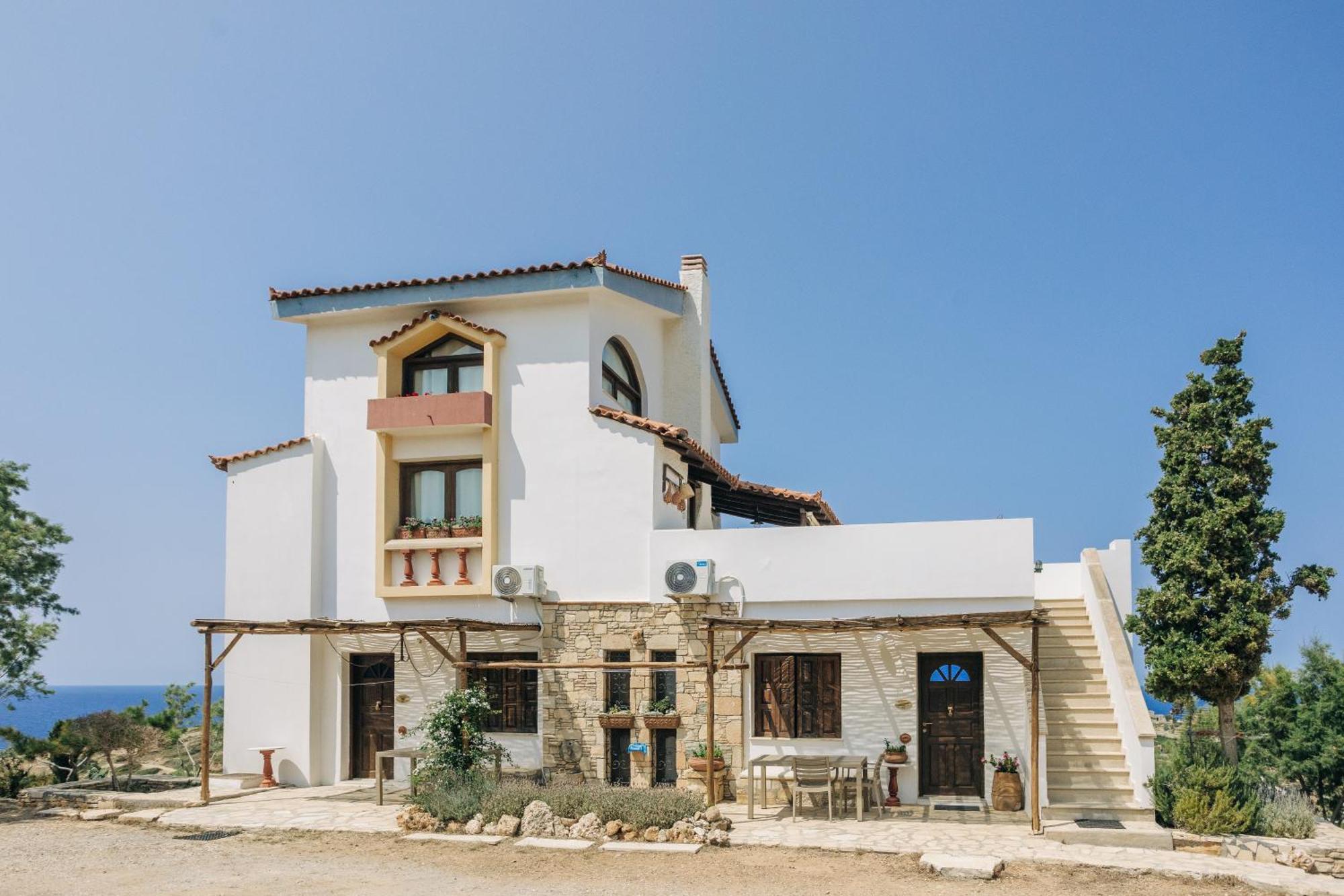 Iliatoras Aparthotel Agia Pelagia  Ngoại thất bức ảnh